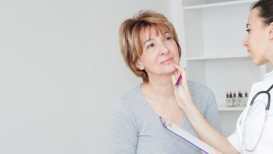 أمراض الغدة الدرقية عند النساء: 6 أنواع 25 أمراض الغدة الدرقية عند المرأة