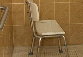 سلامة مريض الزهايمر في البيت