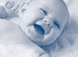 كيف يتطور سمع الطفل