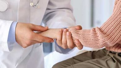 كسر صفيحة النمو: 4 أعراض 18 أسباب كسر صفيحة النمو