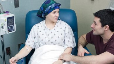 تأثير العلاج الكيماوي على الفم والاسنان: 7 أعراض 18 العلاج الكيماوي والفم والاسنان