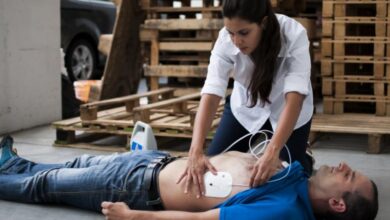 استخدام جهاز الصدمات الكهربائي للقلب: 3 حالات 19 جهاز تنظيم ضربات القلب